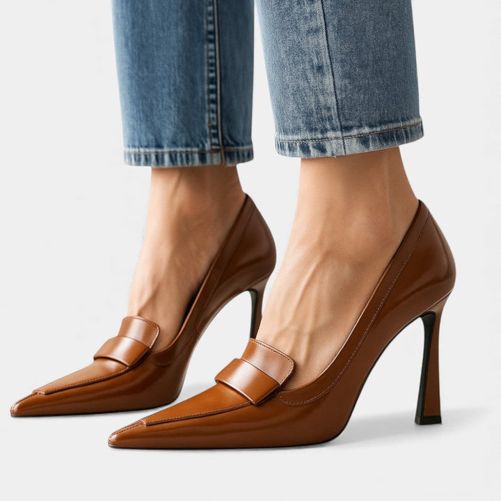 Leah Patent Pumps
