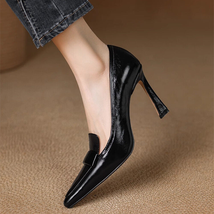 Leah Patent Pumps